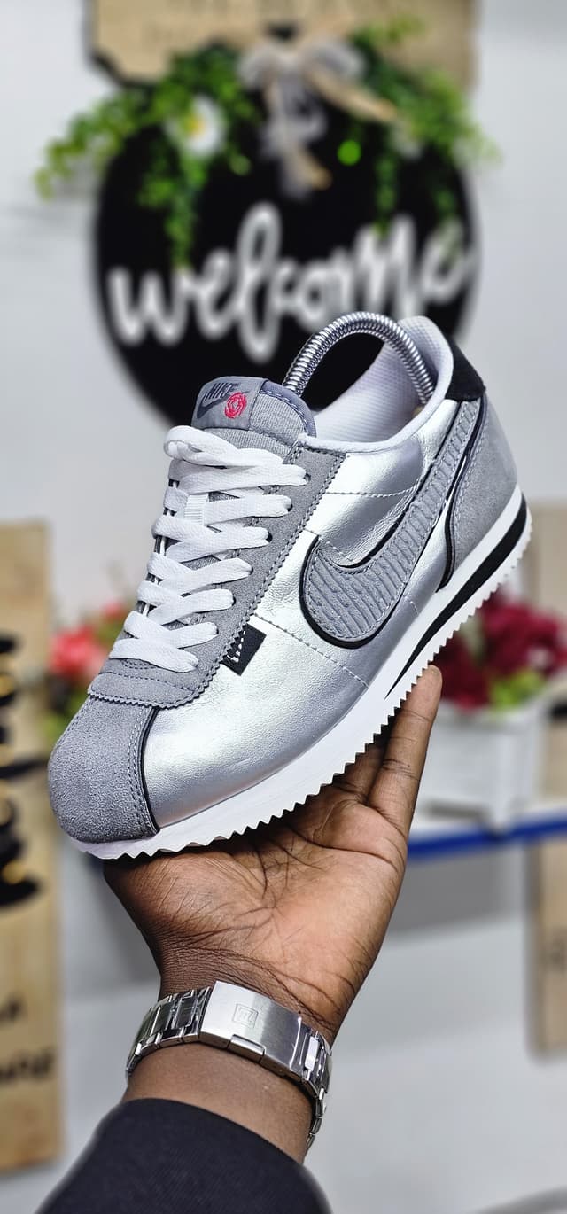Nike Cortez Metallic Silver